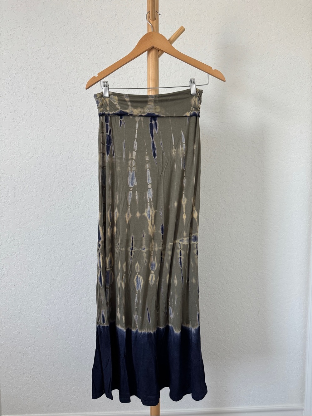 Promesa Olive and Navy Tie-Dye Maxi Skirt